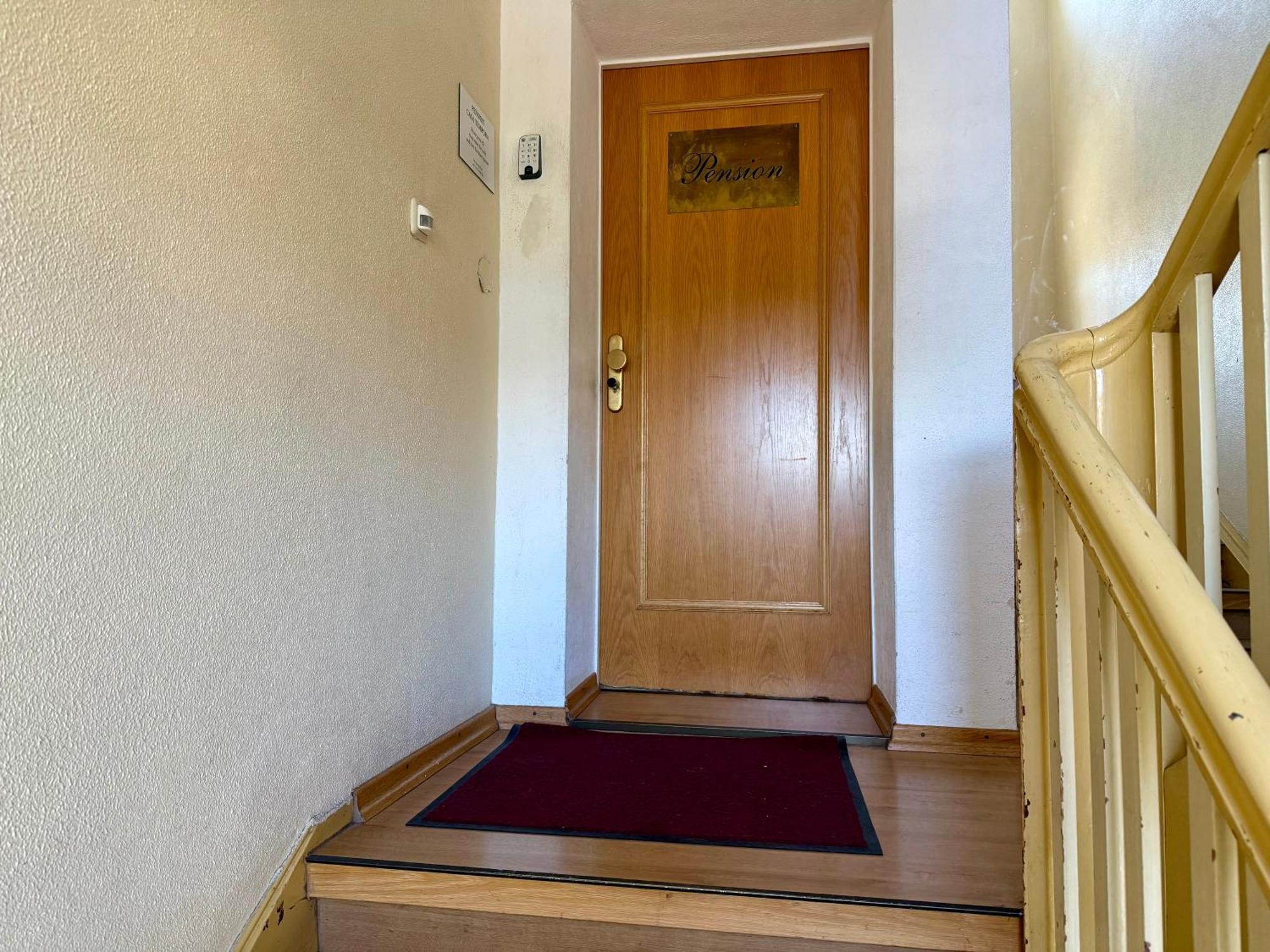 Pension Casa Tempora Munchen Bagian luar foto