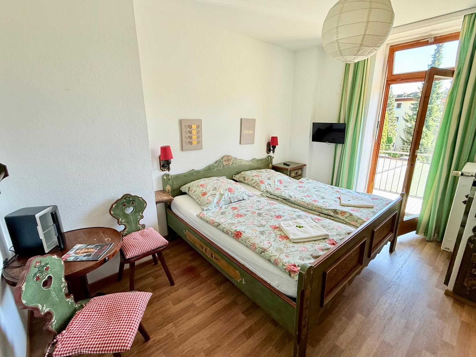 Pension Casa Tempora Munchen Bagian luar foto