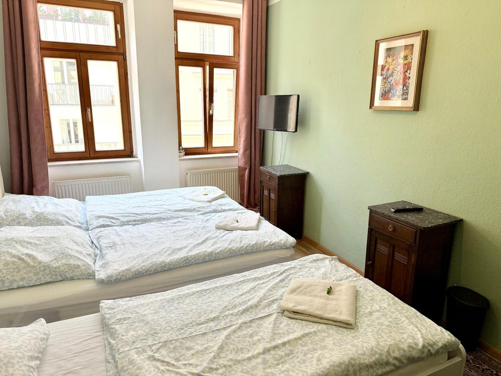 Pension Casa Tempora Munchen Bagian luar foto