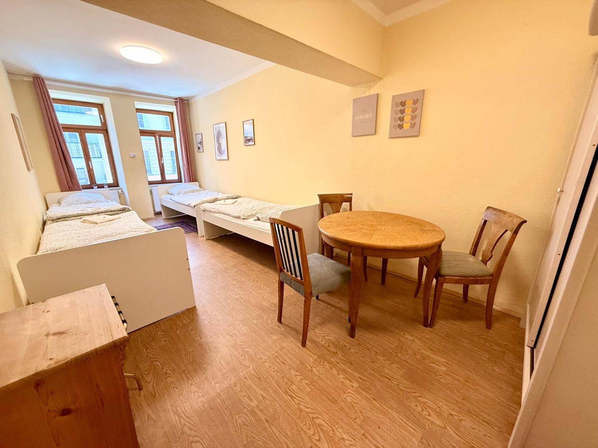 Pension Casa Tempora Munchen Bagian luar foto