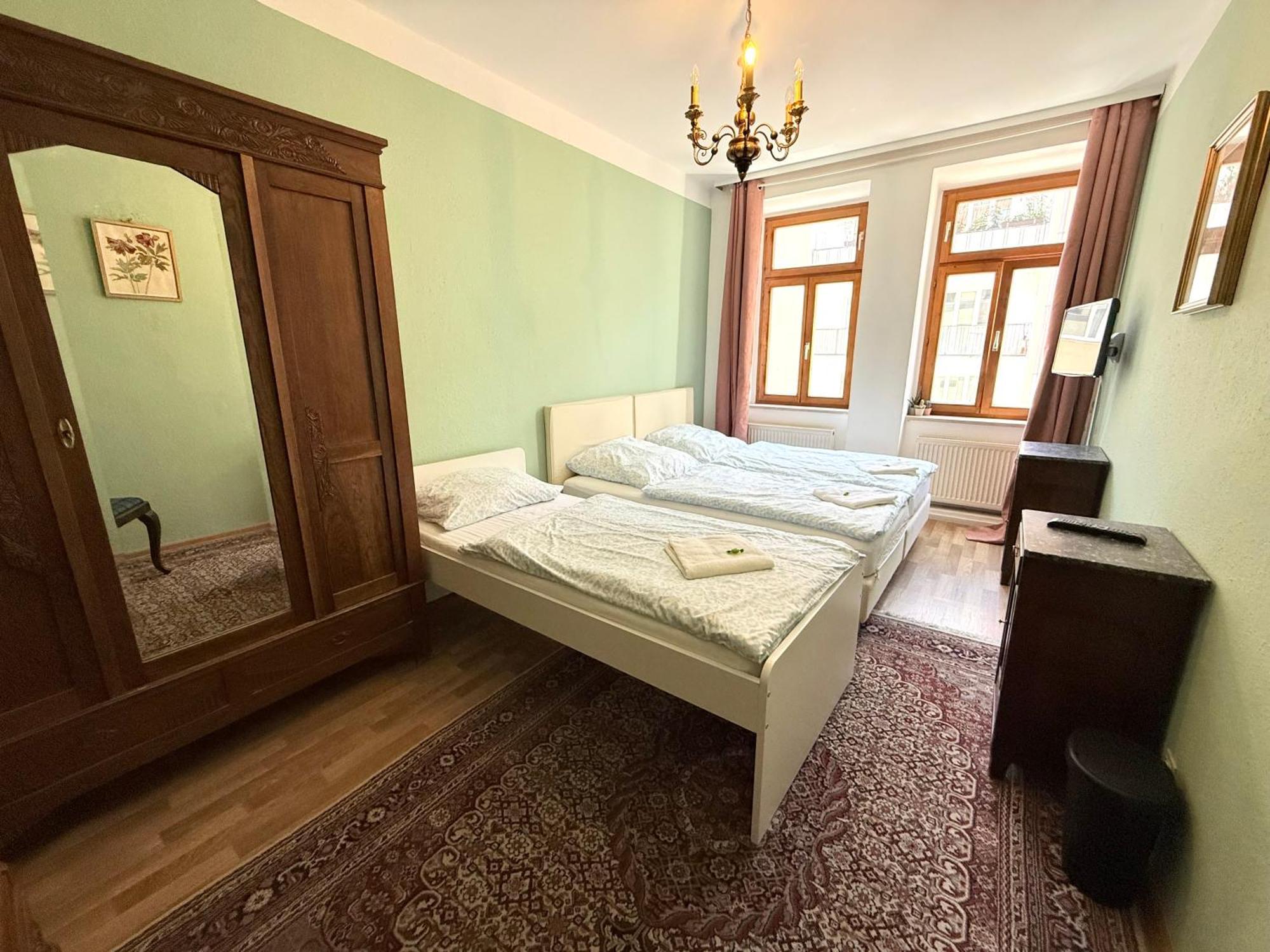 Pension Casa Tempora Munchen Bagian luar foto