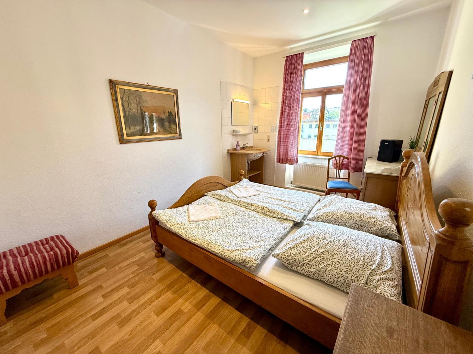 Pension Casa Tempora Munchen Bagian luar foto