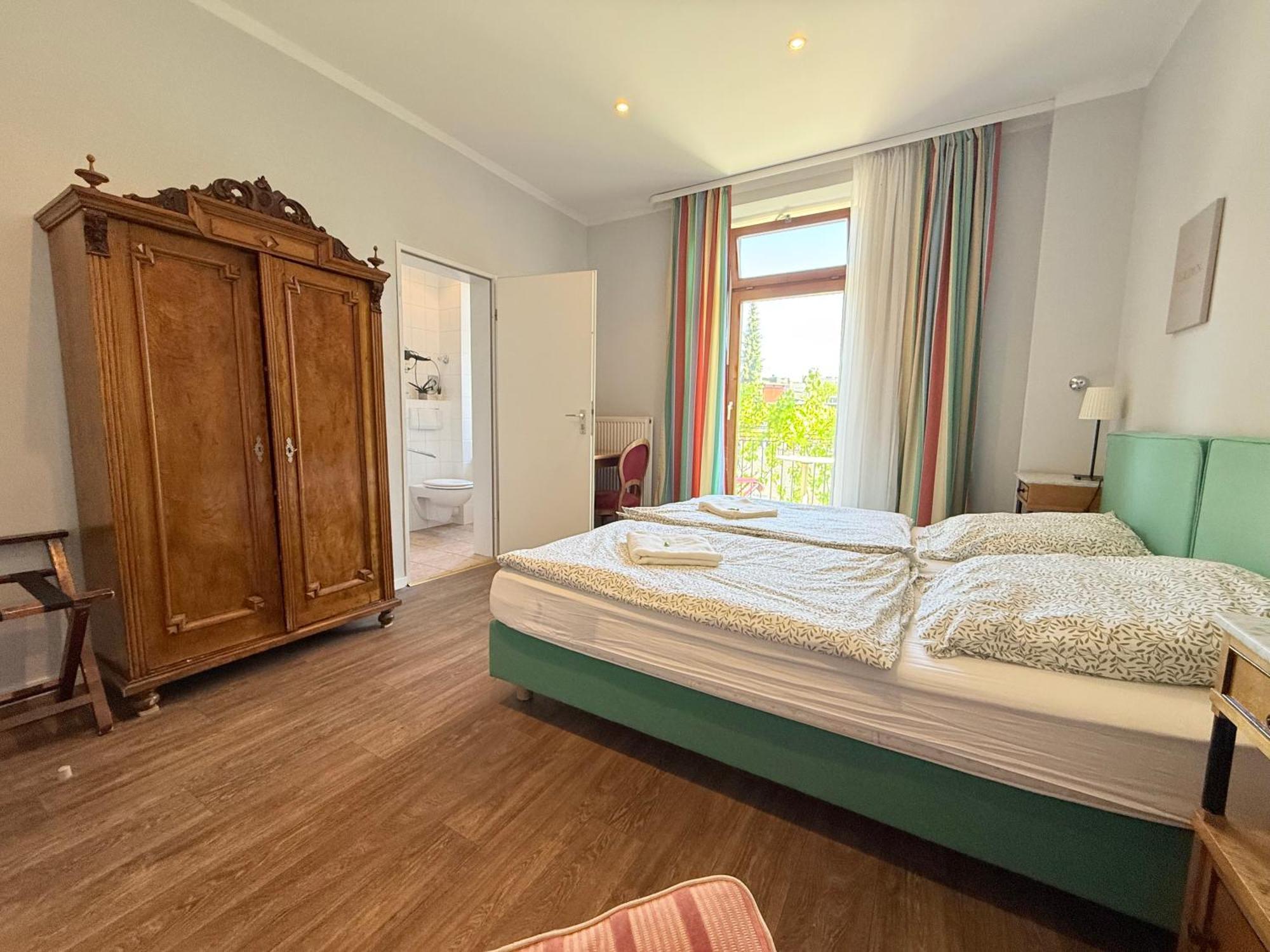 Pension Casa Tempora Munchen Bagian luar foto